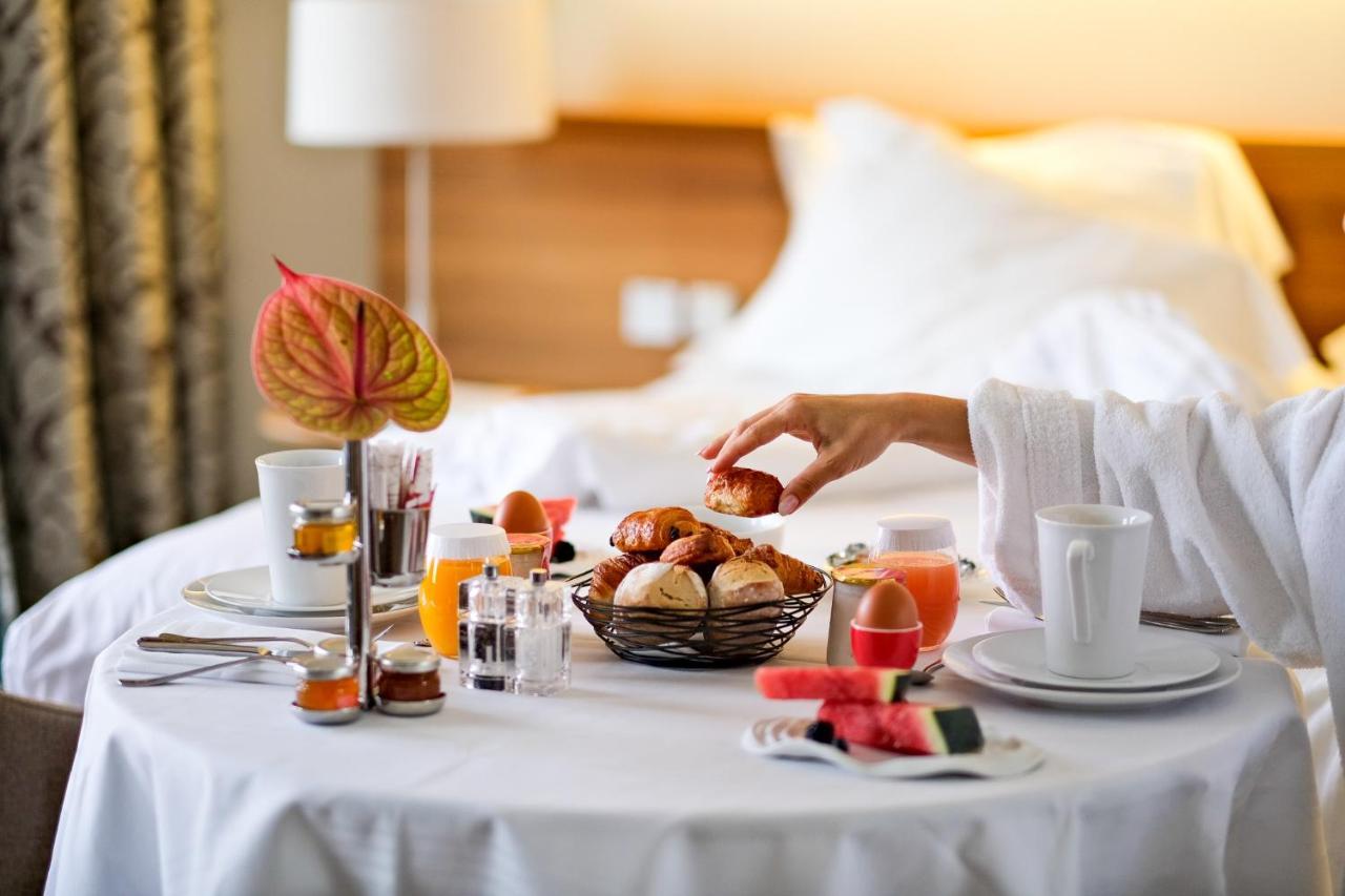 Thalazur Bandol Ile Rousse - Hotel & Spa エクステリア 写真